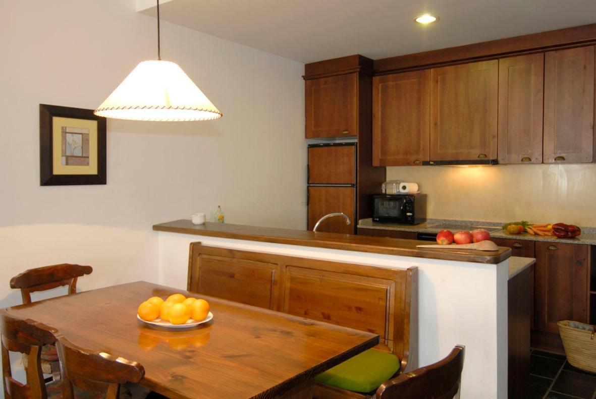 Apartamentos Linsoles Ерісте Екстер'єр фото