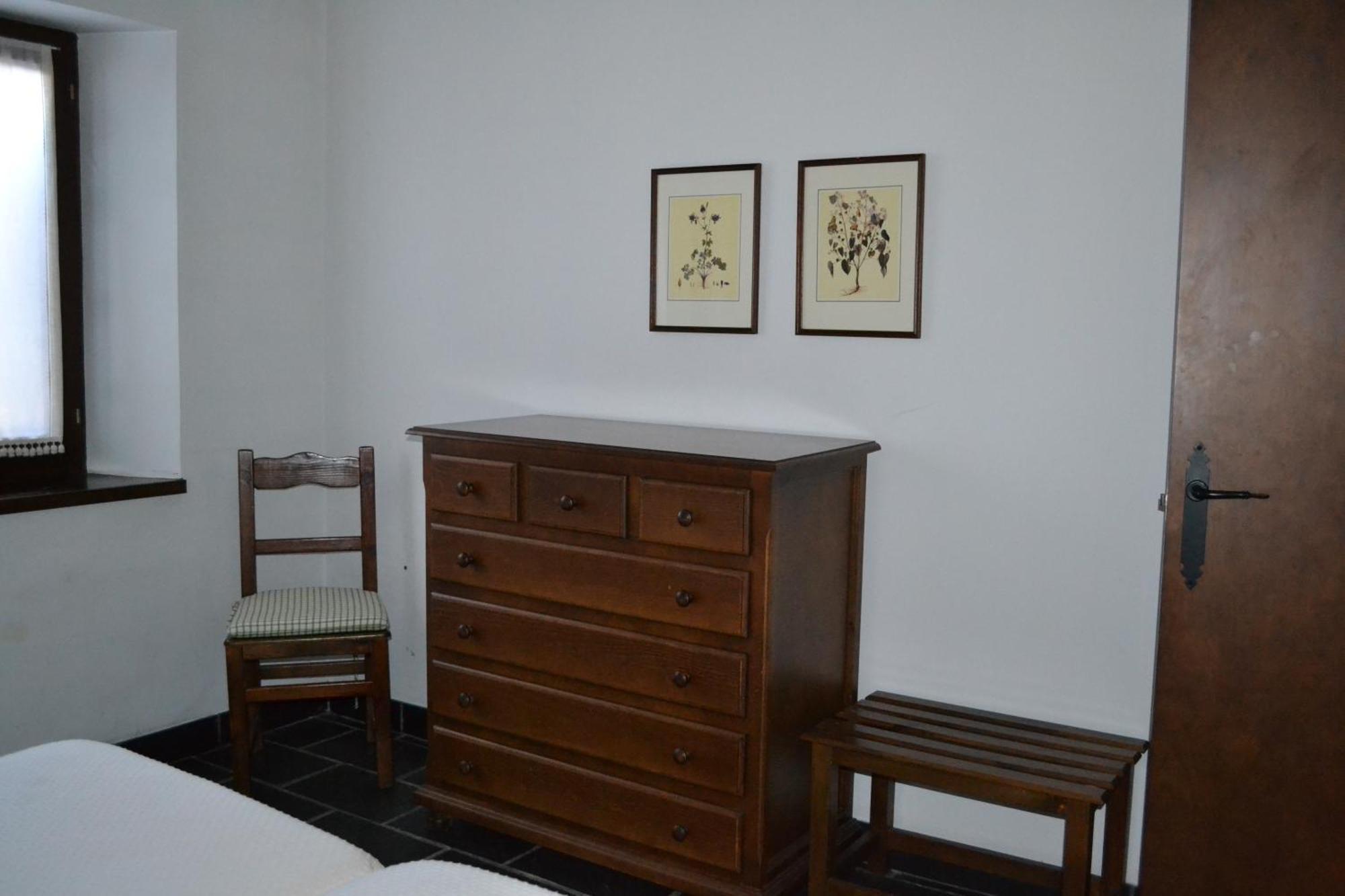 Apartamentos Linsoles Ерісте Екстер'єр фото