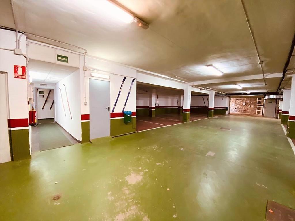 Apartamentos Linsoles Ерісте Екстер'єр фото