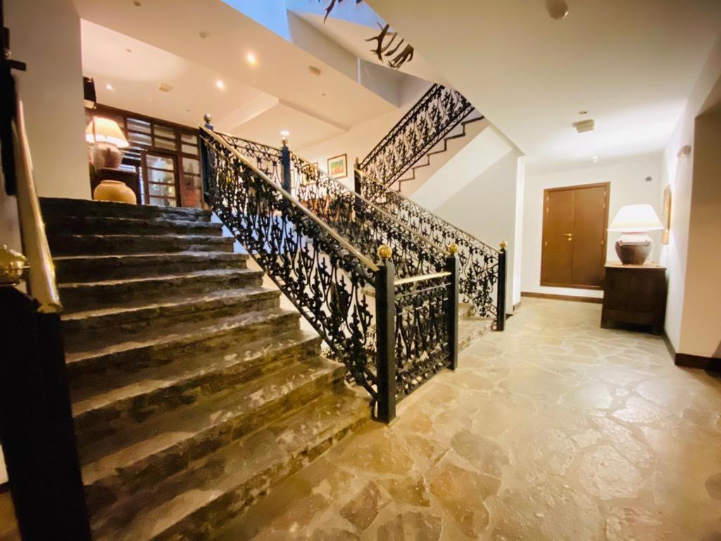 Apartamentos Linsoles Ерісте Екстер'єр фото