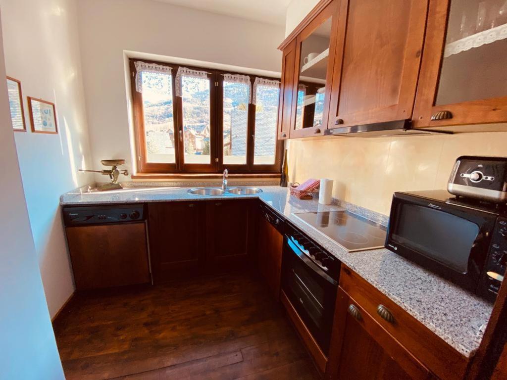 Apartamentos Linsoles Ерісте Екстер'єр фото